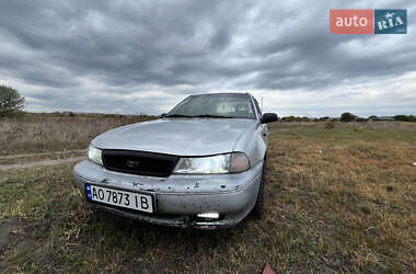 Седан Daewoo Nexia 1995 в 