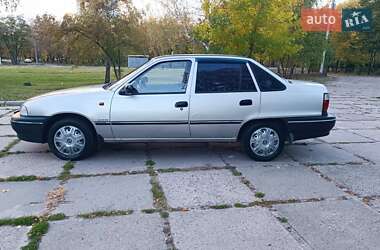 Седан Daewoo Nexia 2009 в 