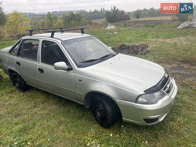Седан Daewoo Nexia 2008 в Киеве