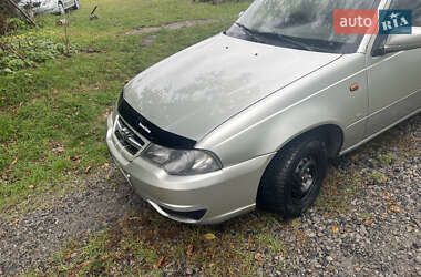 Седан Daewoo Nexia 2008 в 