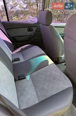 Седан Daewoo Nexia 2012 в 