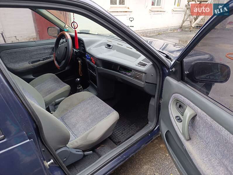 Седан Daewoo Nexia 2007 в Мироновке