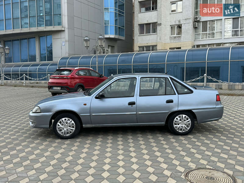 Седан Daewoo Nexia 2012 в Черноморске