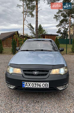 Седан Daewoo Nexia 2012 в 