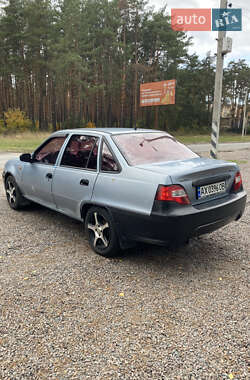 Седан Daewoo Nexia 2012 в 