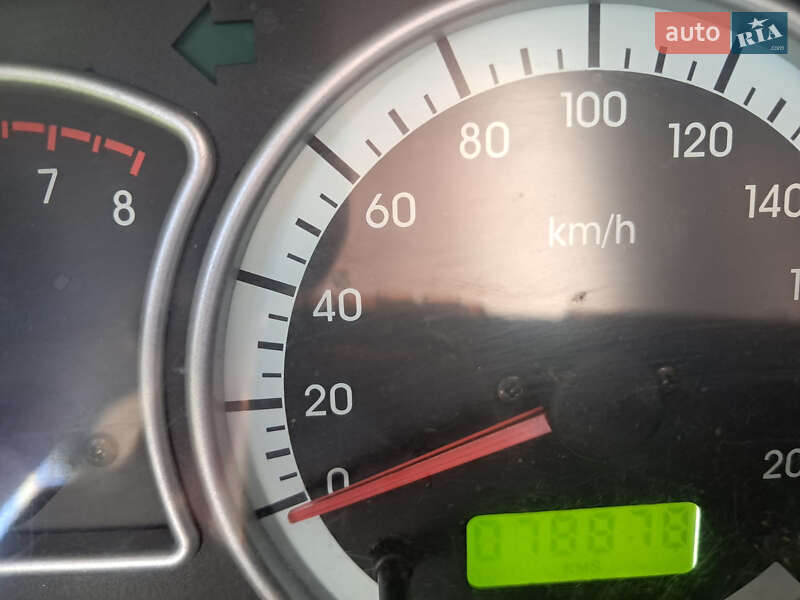 Седан Daewoo Nexia 2009 в Сколе