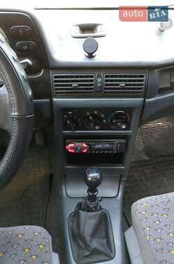 Седан Daewoo Nexia 2006 в 