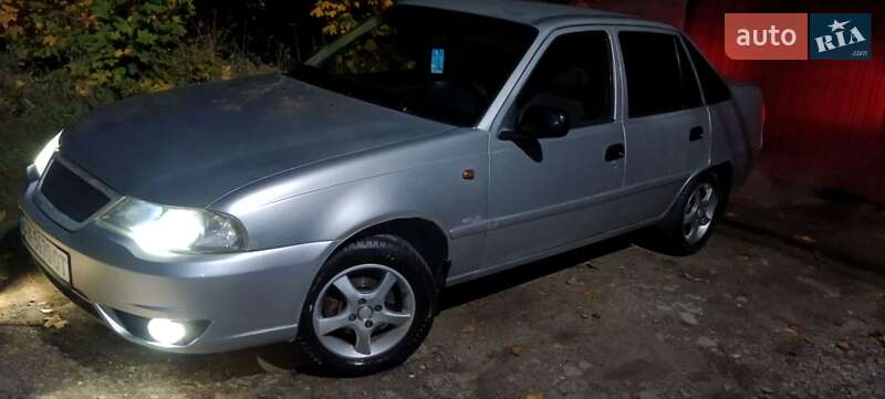 Седан Daewoo Nexia 2011 в Люботине