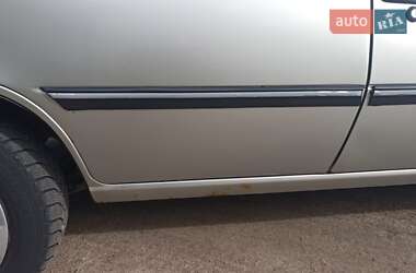 Седан Daewoo Nexia 2006 в 