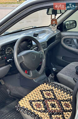 Седан Daewoo Nexia 2006 в 