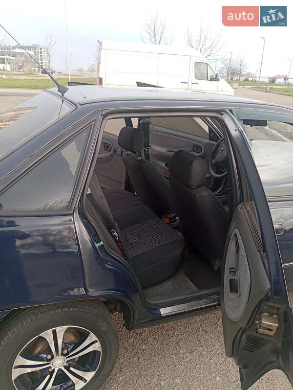 Седан Daewoo Nexia 2005 в Черкасах