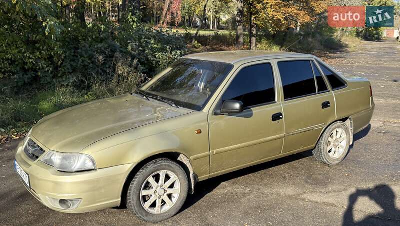Седан Daewoo Nexia 2010 в Кривом Роге