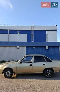 Седан Daewoo Nexia 2009 в 