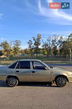 Седан Daewoo Nexia 2009 в 