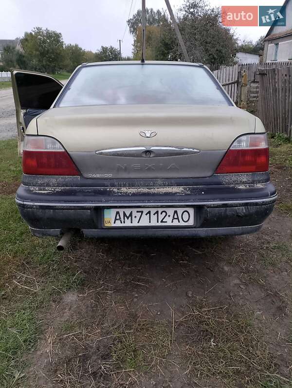 Седан Daewoo Nexia 2008 в Луцке