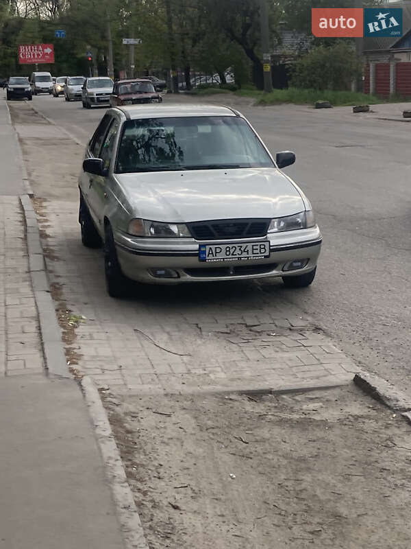 Седан Daewoo Nexia 2008 в 