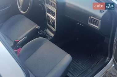 Седан Daewoo Nexia 2011 в  фото 3 Седан Daewoo Nexia 2011 в