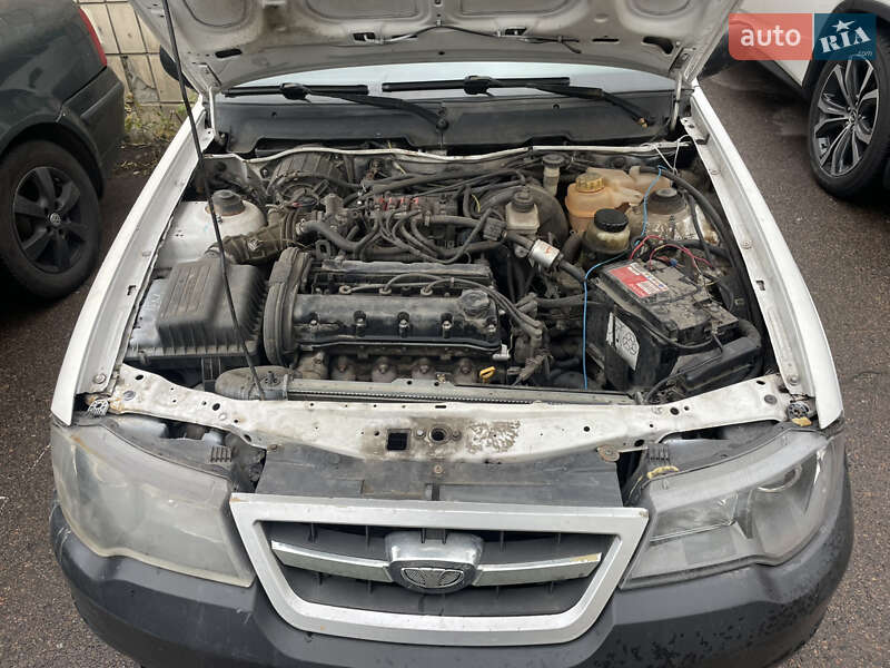 Седан Daewoo Nexia 2012 в Киеве фото 2 Седан Daewoo Nexia 2012 в Киеве