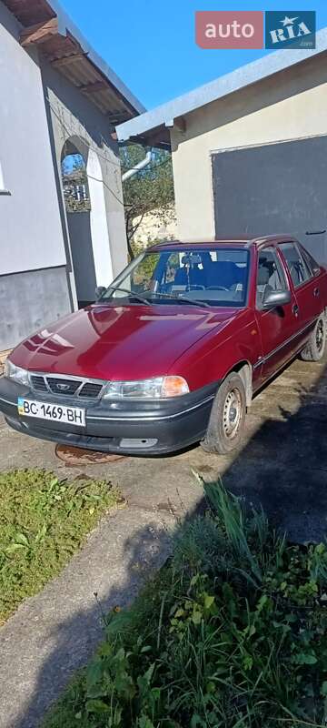 Седан Daewoo Nexia 2007 в Стрые