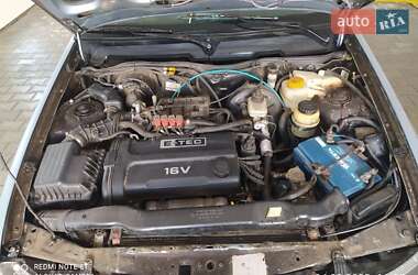 Седан Daewoo Nexia 2012 в 