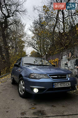 Седан Daewoo Nexia 2008 в Сумах