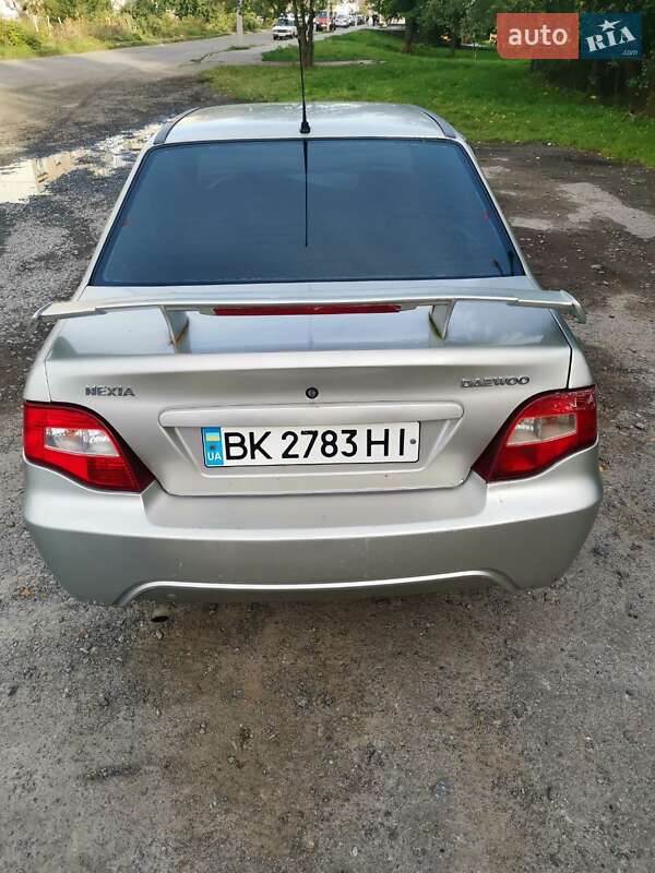 Седан Daewoo Nexia 2008 в Дубні фото 4 Седан Daewoo Nexia 2008 в Дубні