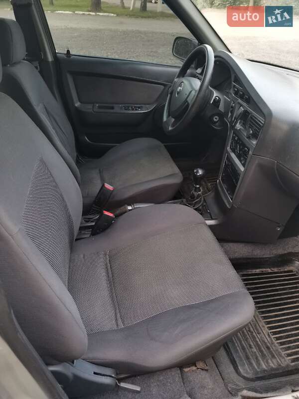 Седан Daewoo Nexia 2008 в Дубні фото 9 Седан Daewoo Nexia 2008 в Дубні