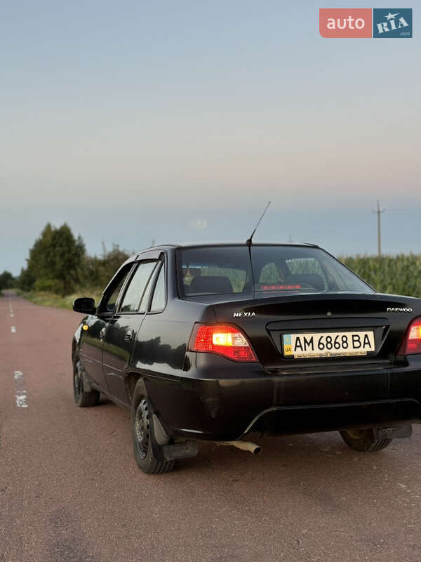 Седан Daewoo Nexia 2009 в Овруче