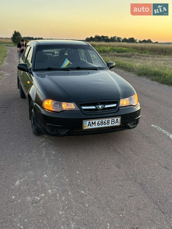 Седан Daewoo Nexia 2009 в Овруче