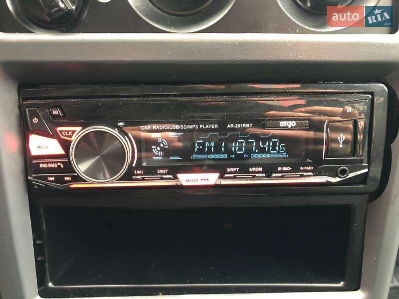 Седан Daewoo Nexia 2006 в Києві