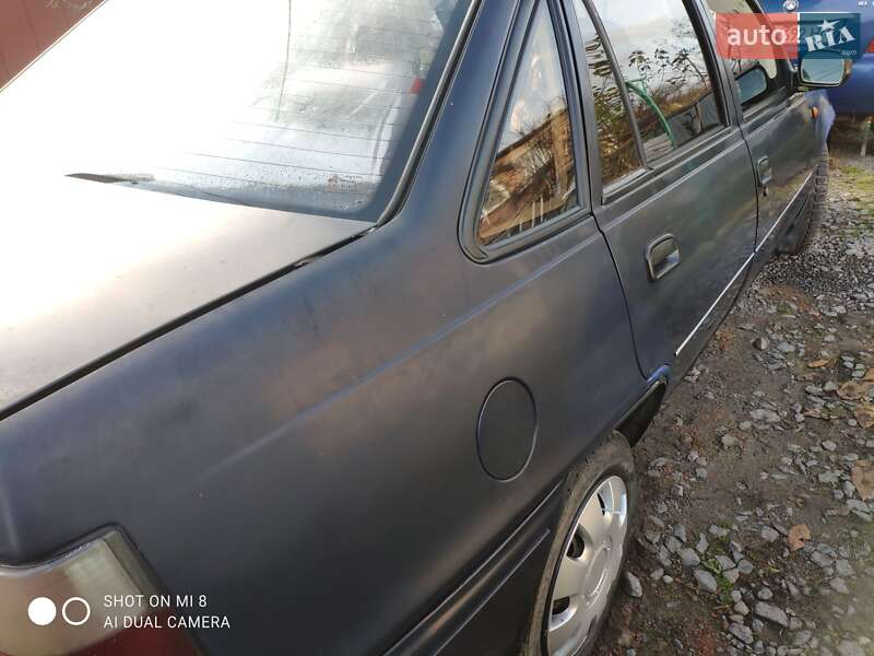 Седан Daewoo Nexia 2008 в Красилове