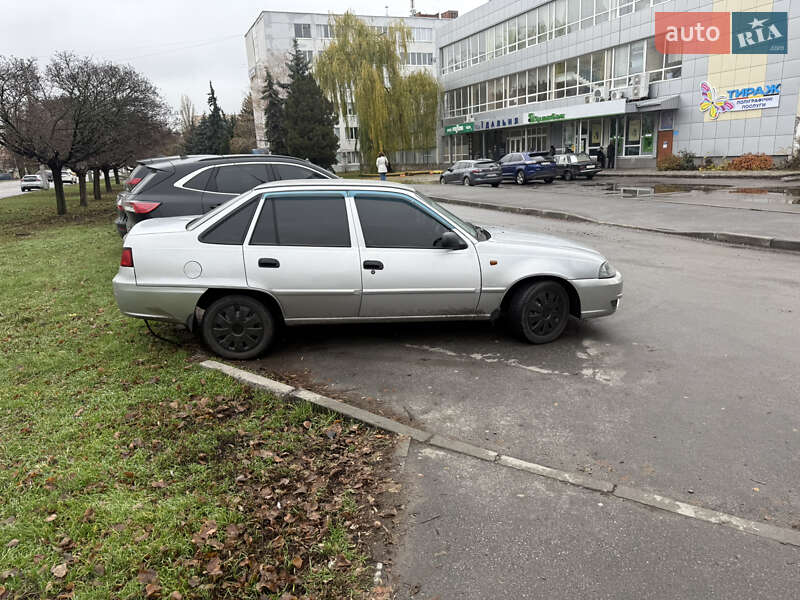 Седан Daewoo Nexia 2012 в Полтаве