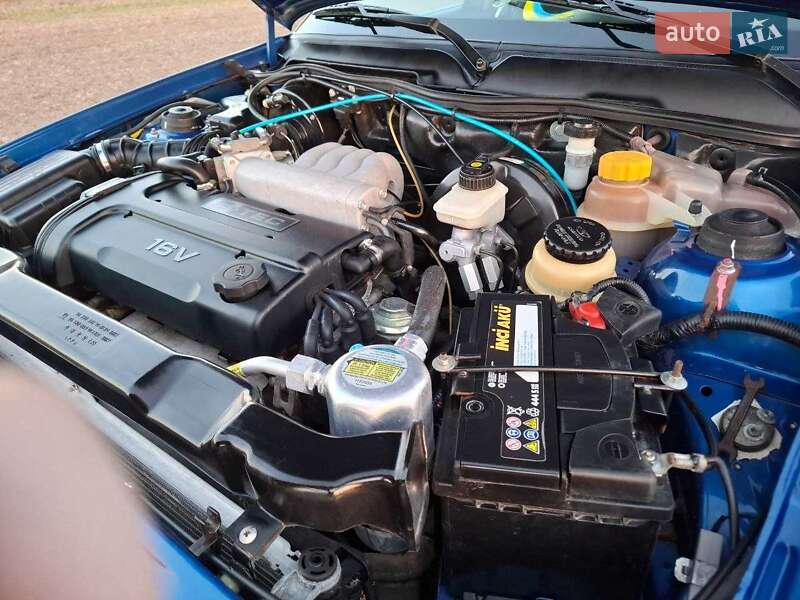 Седан Daewoo Nexia 2008 в Широком