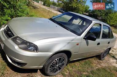 Седан Daewoo Nexia 2008 в Ізюмі