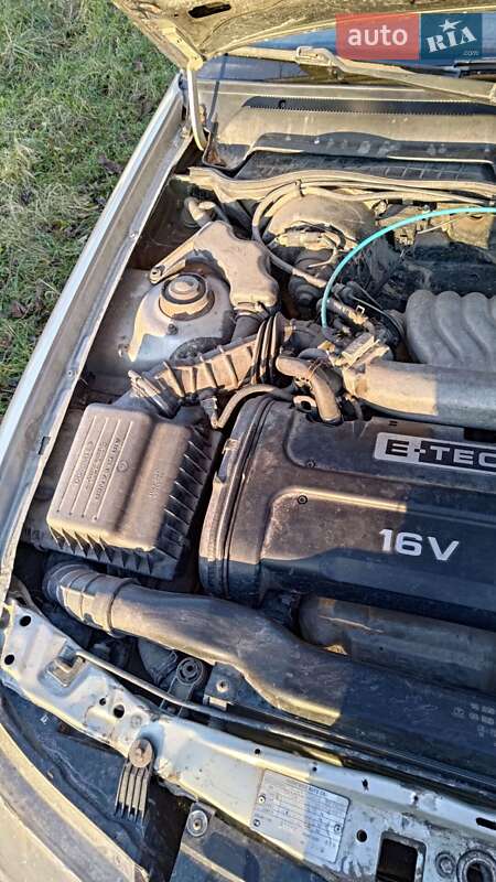 Седан Daewoo Nexia 2008 в Рівному