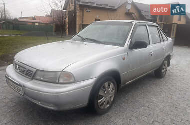 Седан Daewoo Nexia 2005 в Виннице