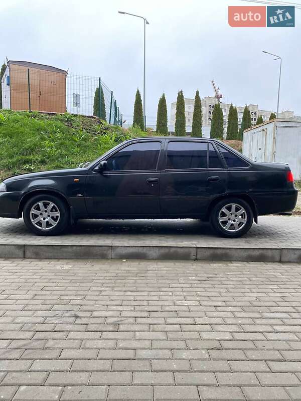 Седан Daewoo Nexia 2011 в Житомирі