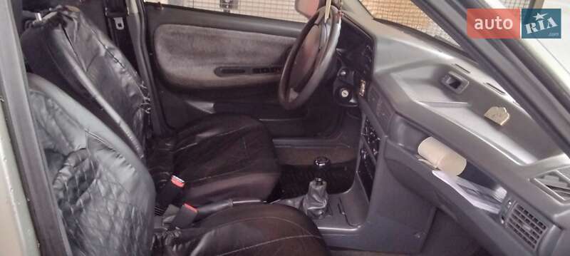 Седан Daewoo Nexia 2006 в Львове