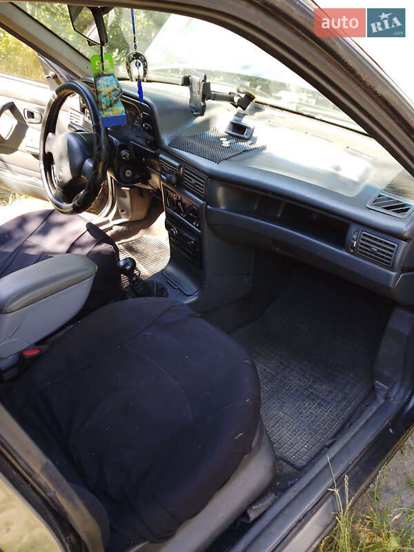 Седан Daewoo Nexia 2003 в Хмельницькому