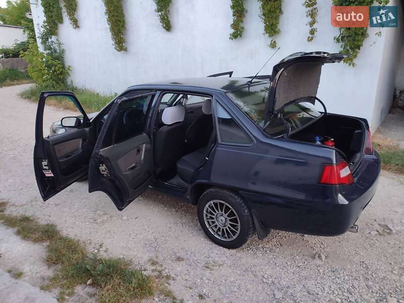 Седан Daewoo Nexia 2008 в Каменец-Подольском