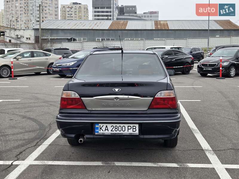 Седан Daewoo Nexia 2007 в Киеве