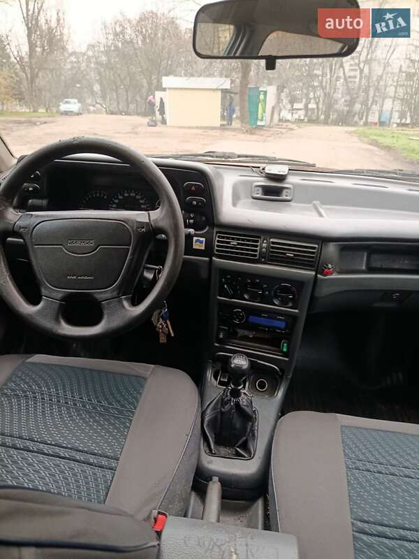 Седан Daewoo Nexia 1997 в Запорожье