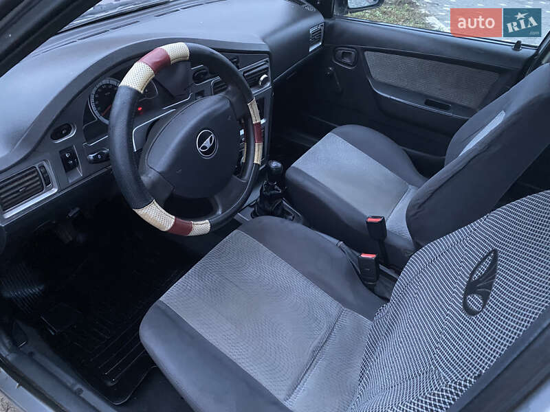 Седан Daewoo Nexia 2012 в Харькове