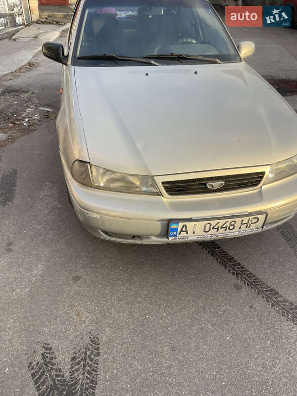Седан Daewoo Nexia 1995 в Киеве