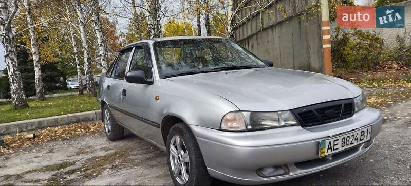 Седан Daewoo Nexia 2004 в Дніпрі
