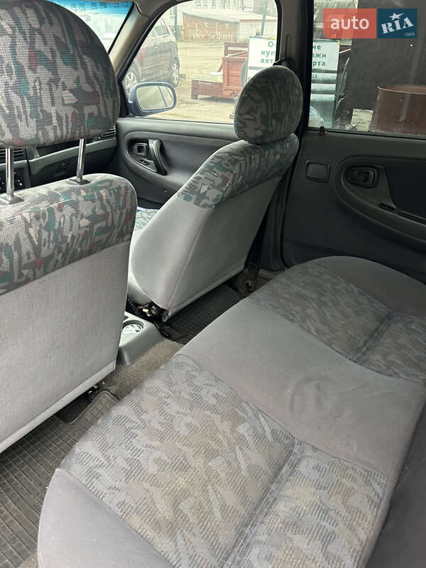 Седан Daewoo Nexia 1997 в Запорожье