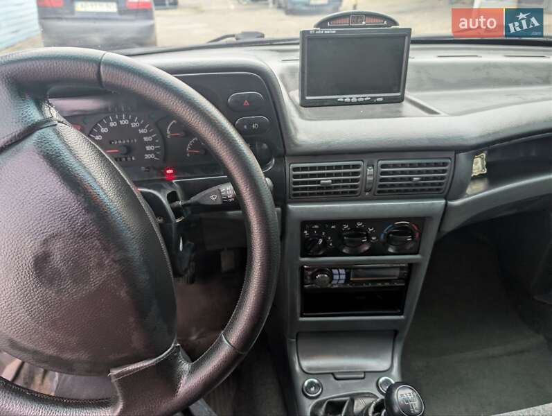 Седан Daewoo Nexia 2006 в Запорожье