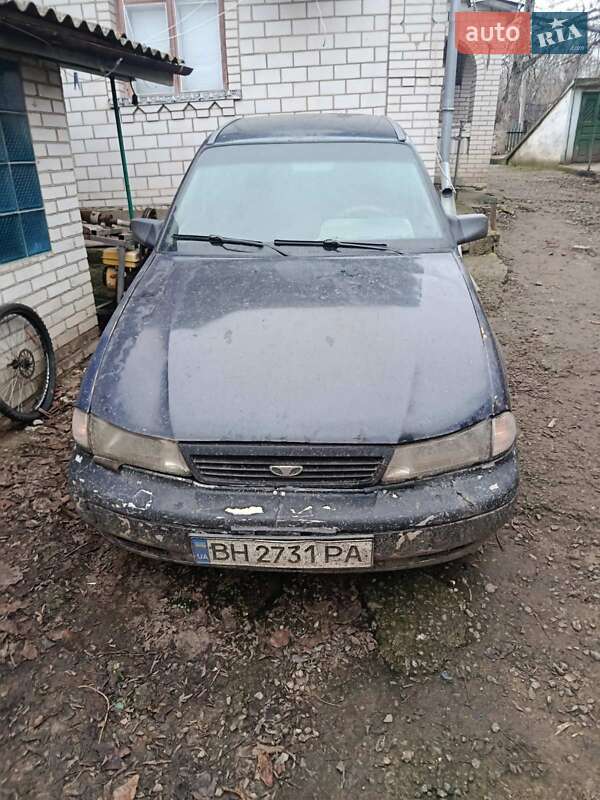 Седан Daewoo Nexia 1998 в Гайсине