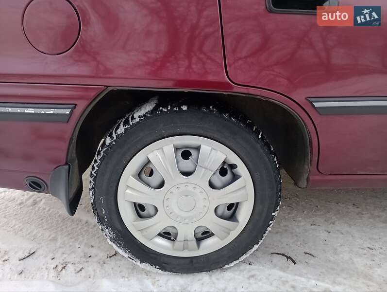 Седан Daewoo Nexia 2007 в Умани