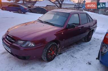 Седан Daewoo Nexia 2010 в Олександрії